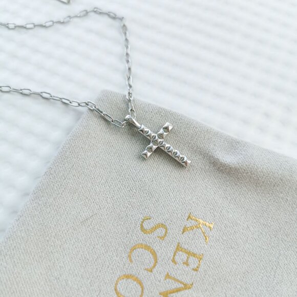 Kendra Scott Silver Jada Cross Short Necklace NEW - Picture 3 of 4